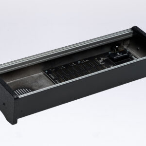Erica Synths 1 x 84HP skiff case with integrated PSU: black side panels (EU plug)