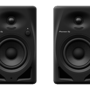 dm-40d-bt-cgi-1792×1316-pc-front-b