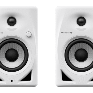 dm-40d-cgi-1792×1316-pc-front-w