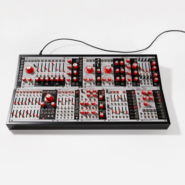 Performer Configuration (black)