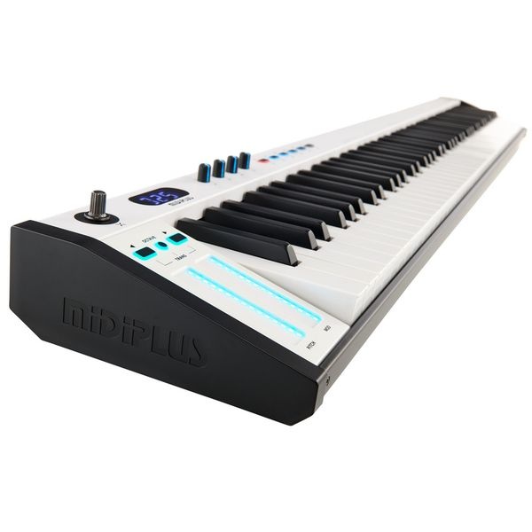 X8 III Tracktion Ed.