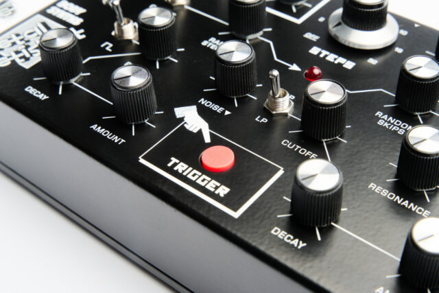 Metal Fetishist Black