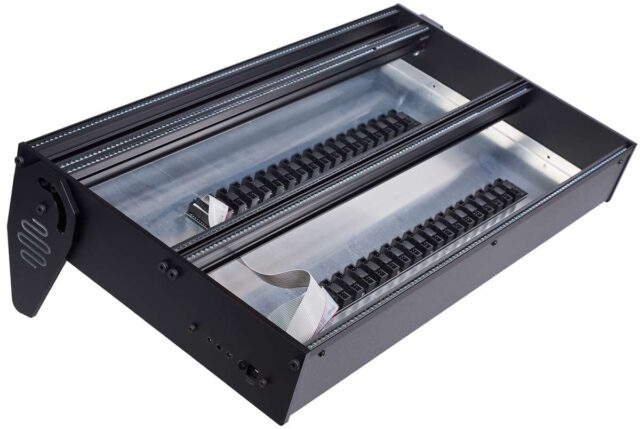 7U black 2x 104TE incl. PSU