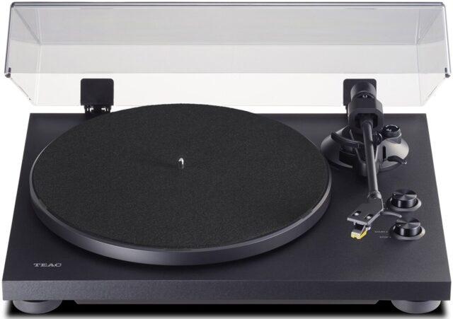 TN-280BT-A3/B Bluetooth Turntable Black