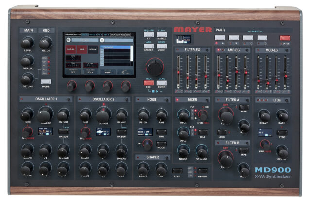 MD900 Desktop Synthesizer