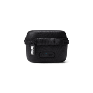 rode-charge-case-plus-button-led-usb-8192×5464-rgb