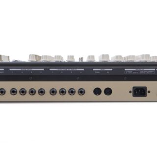 vermona-perfourmer-mkii-cv-gate-achterkant