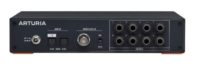 AudioFuse X8 OUT