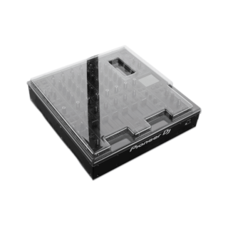 2400×2400-0005-ds-pc-v10-3qtr-ry3vts-c6bkc4-square