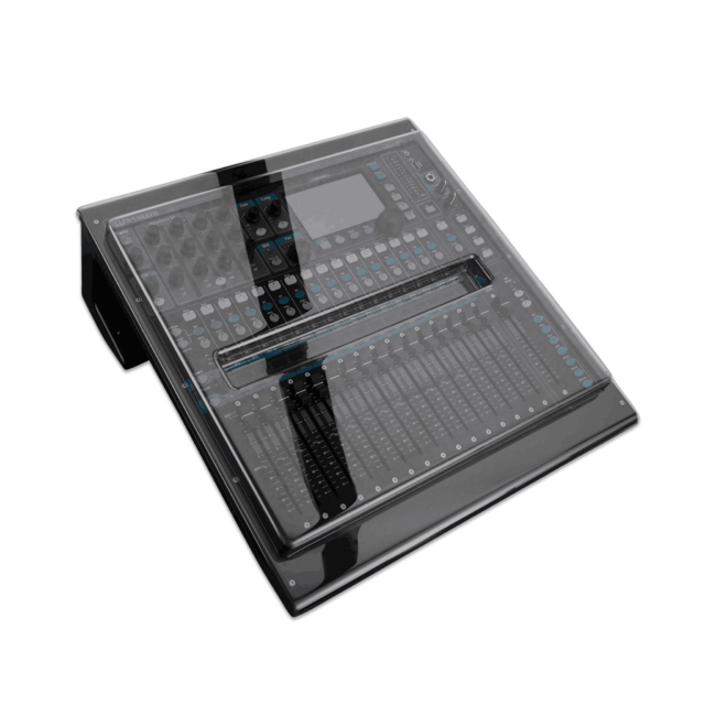 Allen & Heath QU16 cover