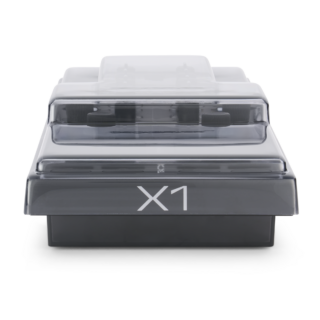 NATIVE INSTRUMENTS TRAKTOR X1 MK3 COVER