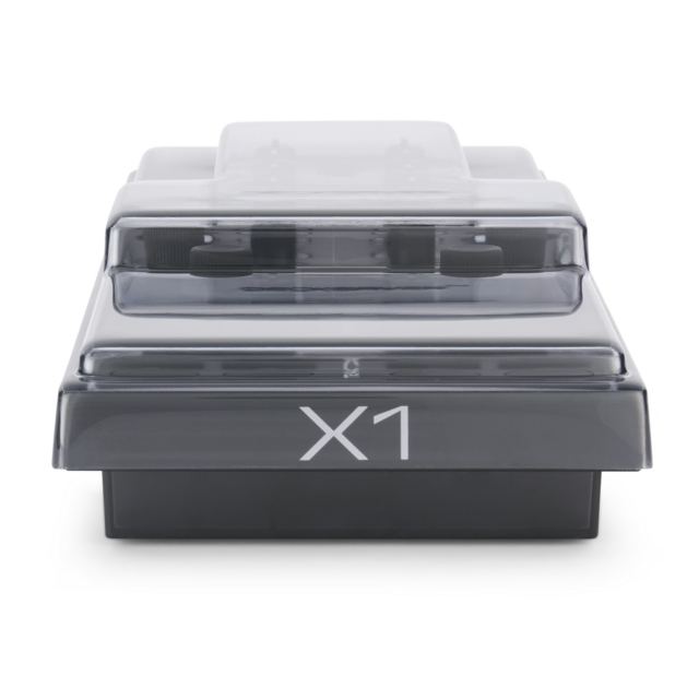 NATIVE INSTRUMENTS TRAKTOR X1 MK3 COVER