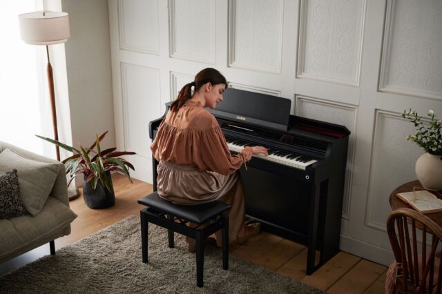 AP-550 Celviano Series Digital Piano (Black)
